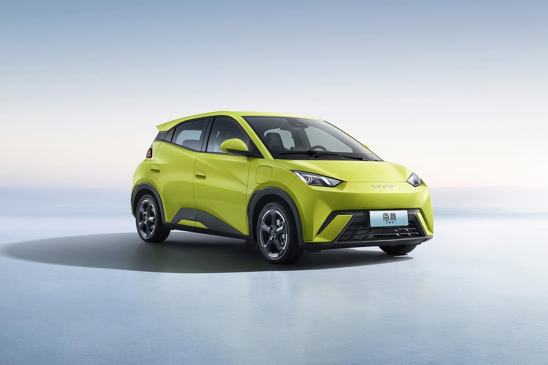 420 کیلومتر BYD اتومبیل الکتریکی 130 کیلومتر در ساعت EV 5 درب 4 صندلی BYD Seagull Hatchback