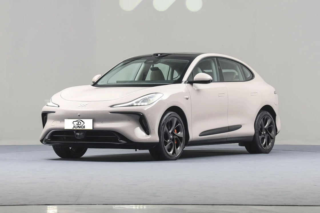زیجی آی ام الکتریک کار LS6 ورزش 4 درب 5 صندلی SUV 760km برد طولانی خودرو انرژی جدید EV ماشین برای بزرگسالان