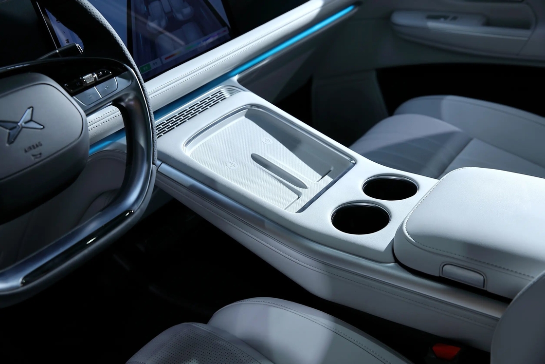 ماشين الکتريکي کمپکت شياپنگ SUV 5 در 5 صندلي ماشين الکتريکي شياپنگ G9