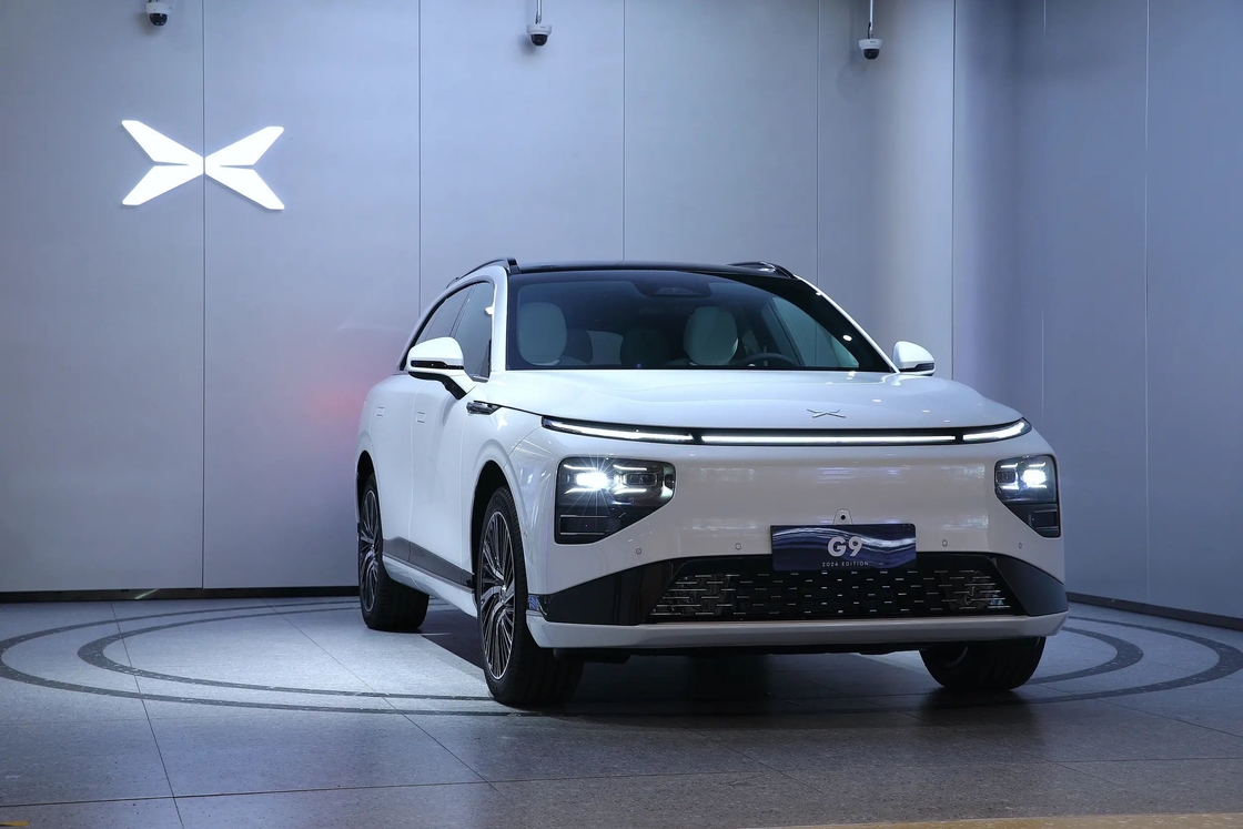 Xpeng G9 SUV خالص الکتریکی متوسط تا بزرگ 5 درب 5 صندلی طراحی منحصر به فرد توسط Xiaopeng Electric Car