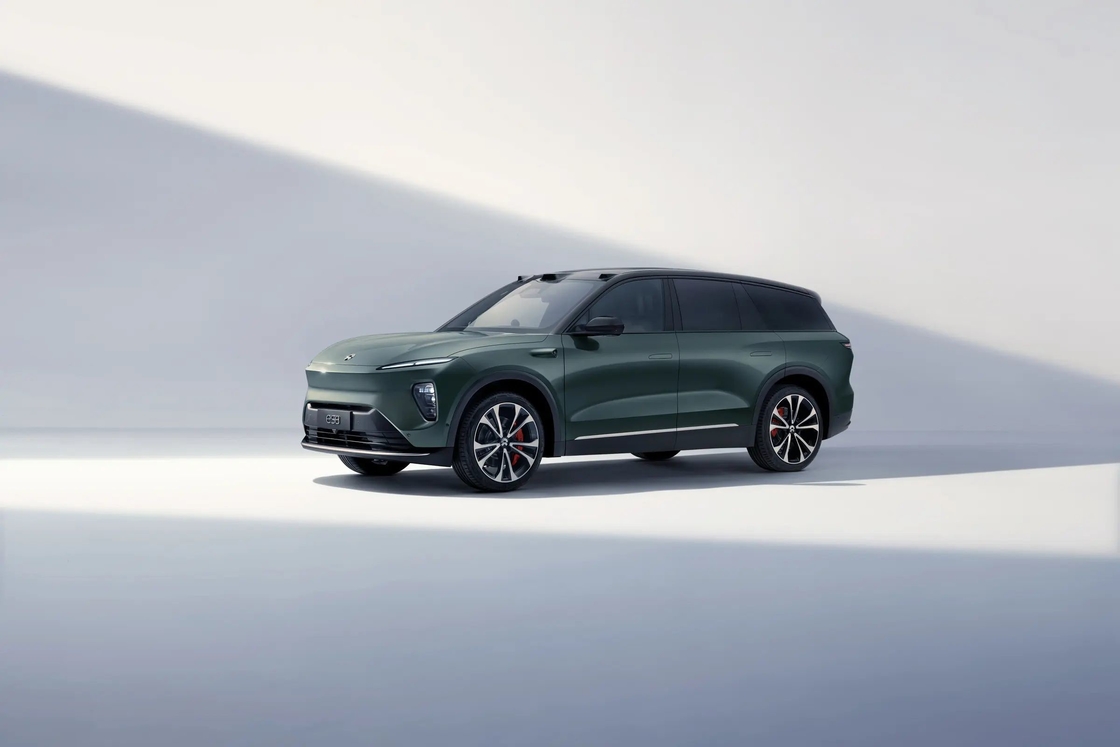 کشف آینده تحرک با NIO ES8 SUV الکتریکی لوکس و پایداری ترکیب شده