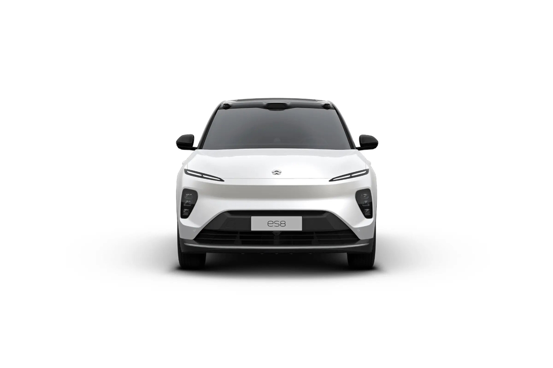 دو موتور NIO ES8 SUV الکتریکی با دیواره جلو جسورانه و چراغ های جلو LED متمایز