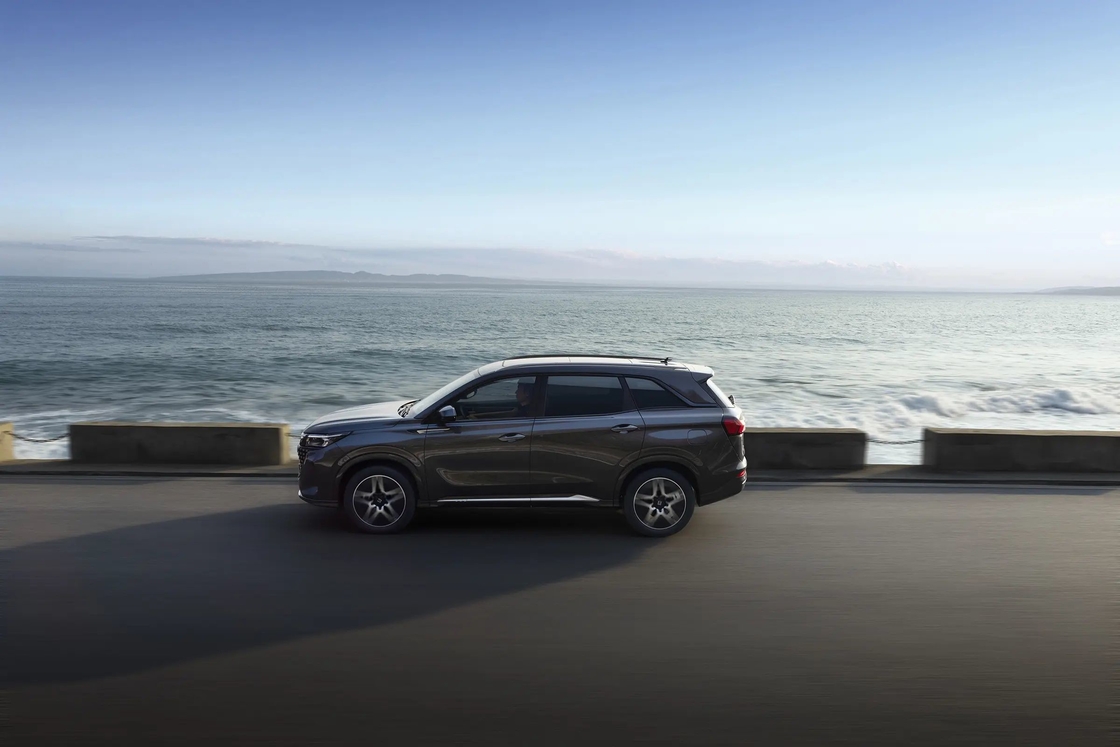 طراحی مدرن سایز متوسط E5 Seres اتومبیل الکتریکی / تمام چرخ رانندگی EV SUV