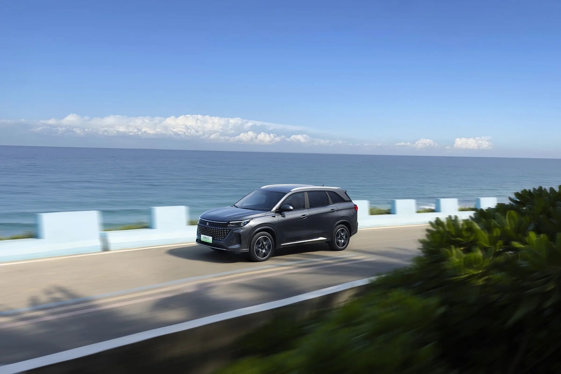 طراحی مدرن سایز متوسط E5 Seres اتومبیل الکتریکی / تمام چرخ رانندگی EV SUV