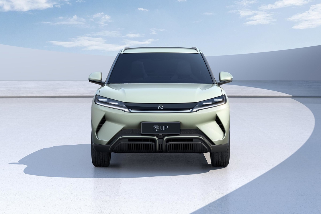 2WD BYD اتومبیل برقی Yuan Up EV 301km / 401km 5 درب 5 صندلی SUV کوچک