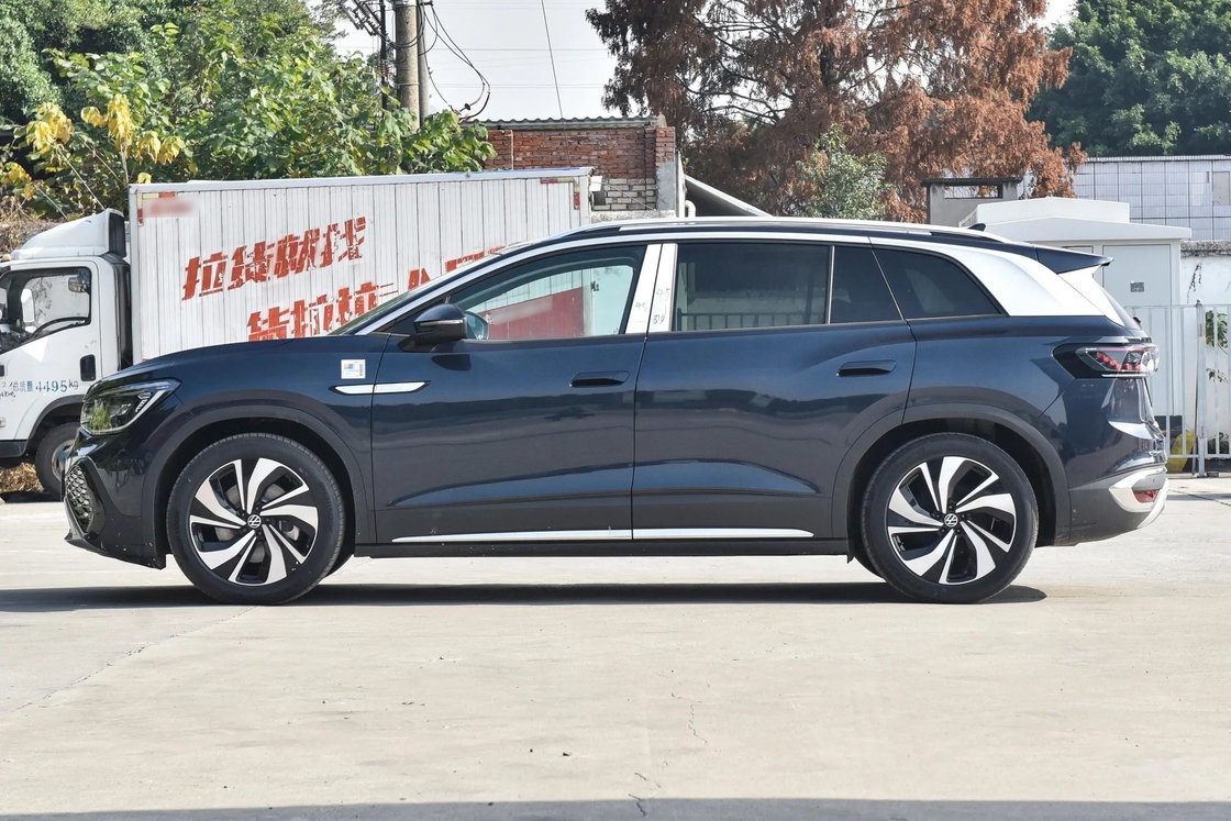 فولکس واگن ID6 فولکس واگن اتومبیل الکتریکی SUV آماده برای تجربه رانندگی نهایی