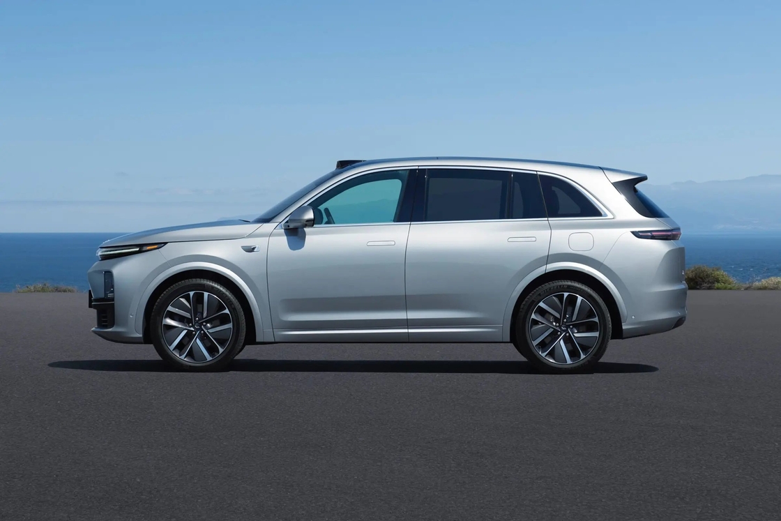500km Range Lixiang اتومبیل الکتریکی L7 AWD 5 درب 7 صندلی اتومبیل الکتریکی