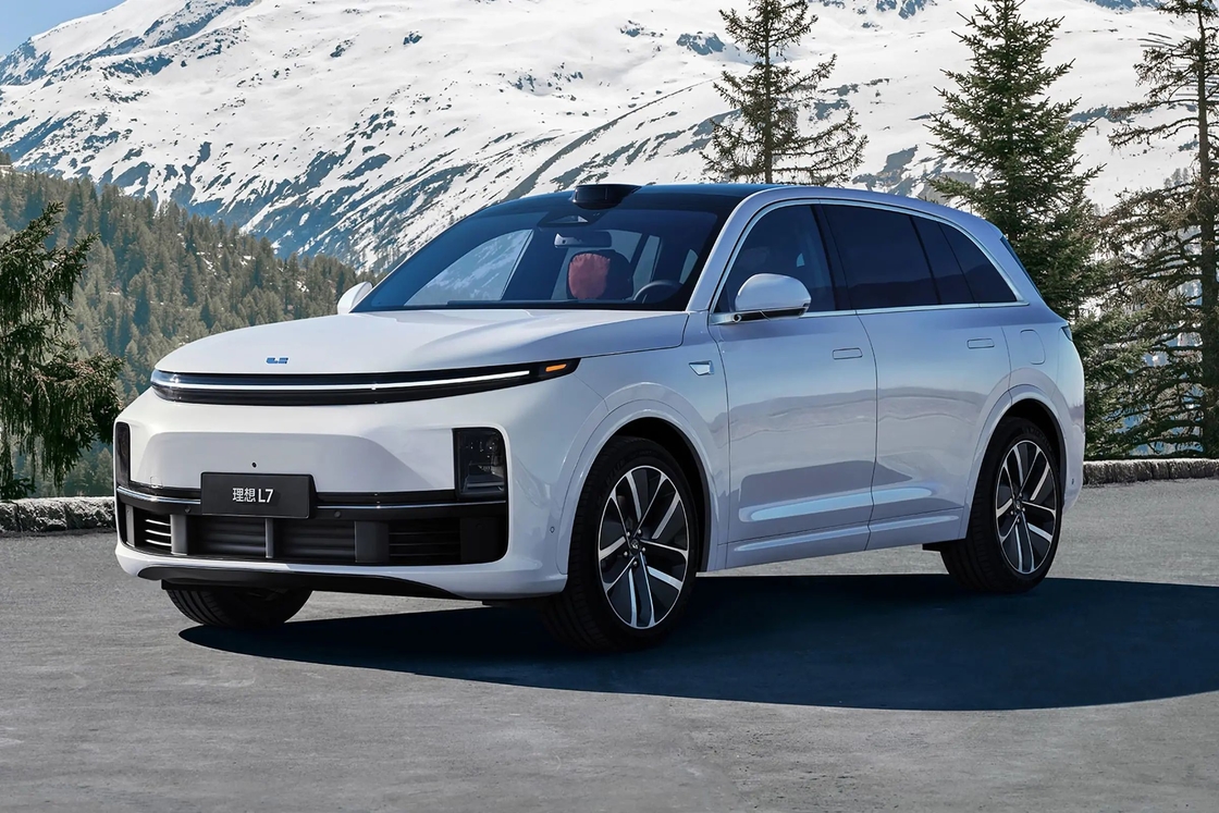 لی L7 لوکس SUV متوسط تا بزرگ با تهویه چهار صندلی توسط Lixiang الکتریکی