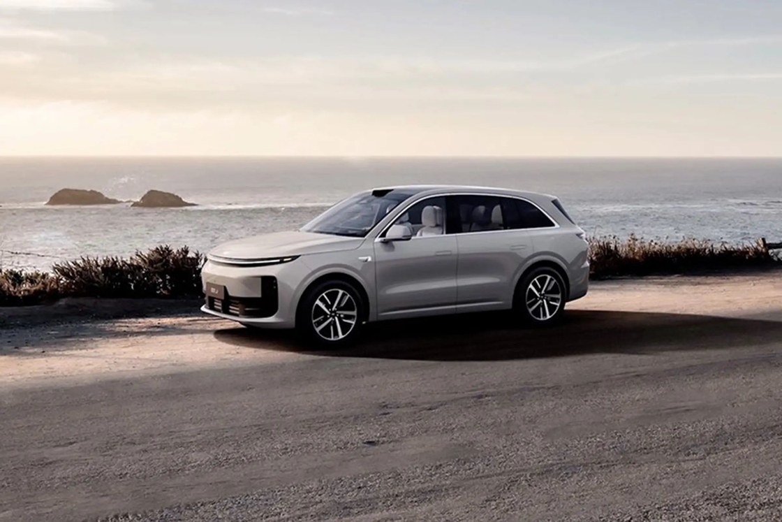 ماشین برقی راحت لیکسیانگ L6 برای بازارهای کشور با 1.5T Range Extender و 1390km Range