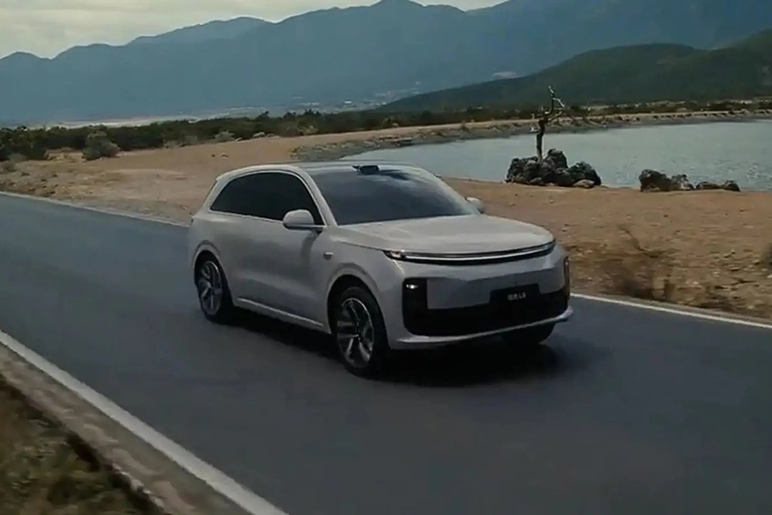 ماشین برقی راحت لیکسیانگ L6 برای بازارهای کشور با 1.5T Range Extender و 1390km Range