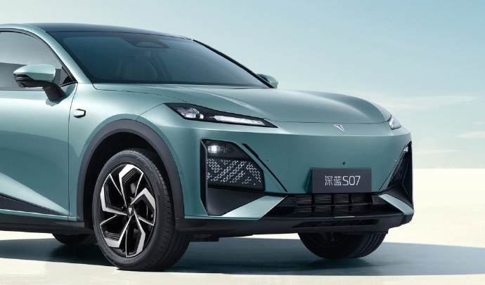 DEEP BLUES07 چانگان اتومبیل الکتریکی خودروهای انرژی جدید SUV سایز متوسط 180 کیلومتر در ساعت
