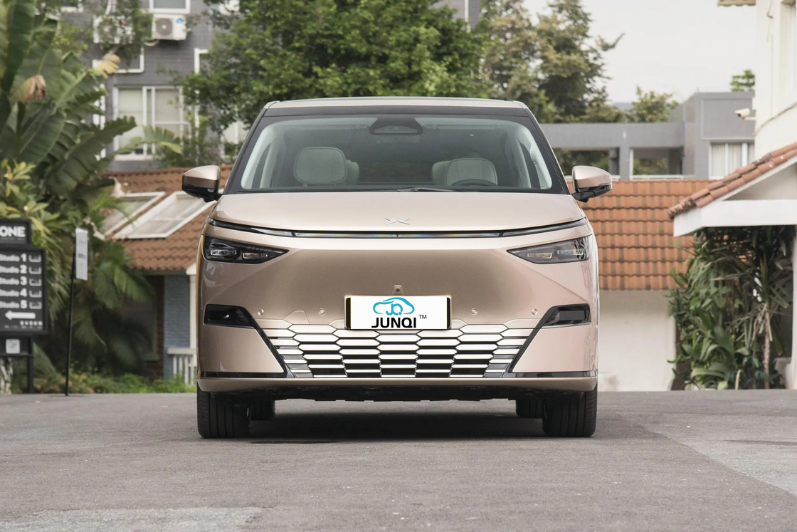 2024 Xpeng X9 702 Ultra Long Range Pro / Max Edition EV 7-seater MPV با 320hp ماشین جدید FWD یورو VI Xpeng X9 از چین