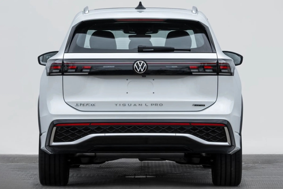 فولکس واگن بنزین کار Tiguan L 2024 مدل فوق العاده 300TSI 2WD نسخه Longteng اندازه بزرگ و جو قدرتمند