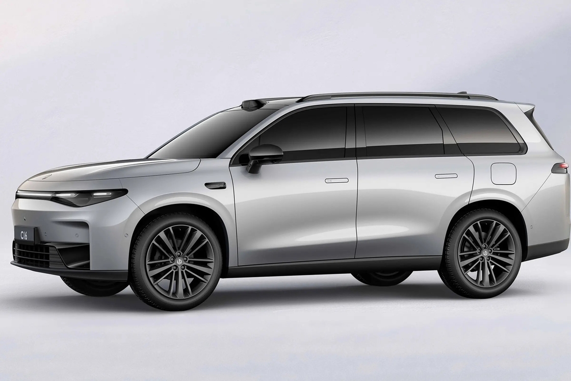 Leapmotor Electric Car Zero Run C16 برای لوکس و راحتی با تکنولوژی پیشرفته